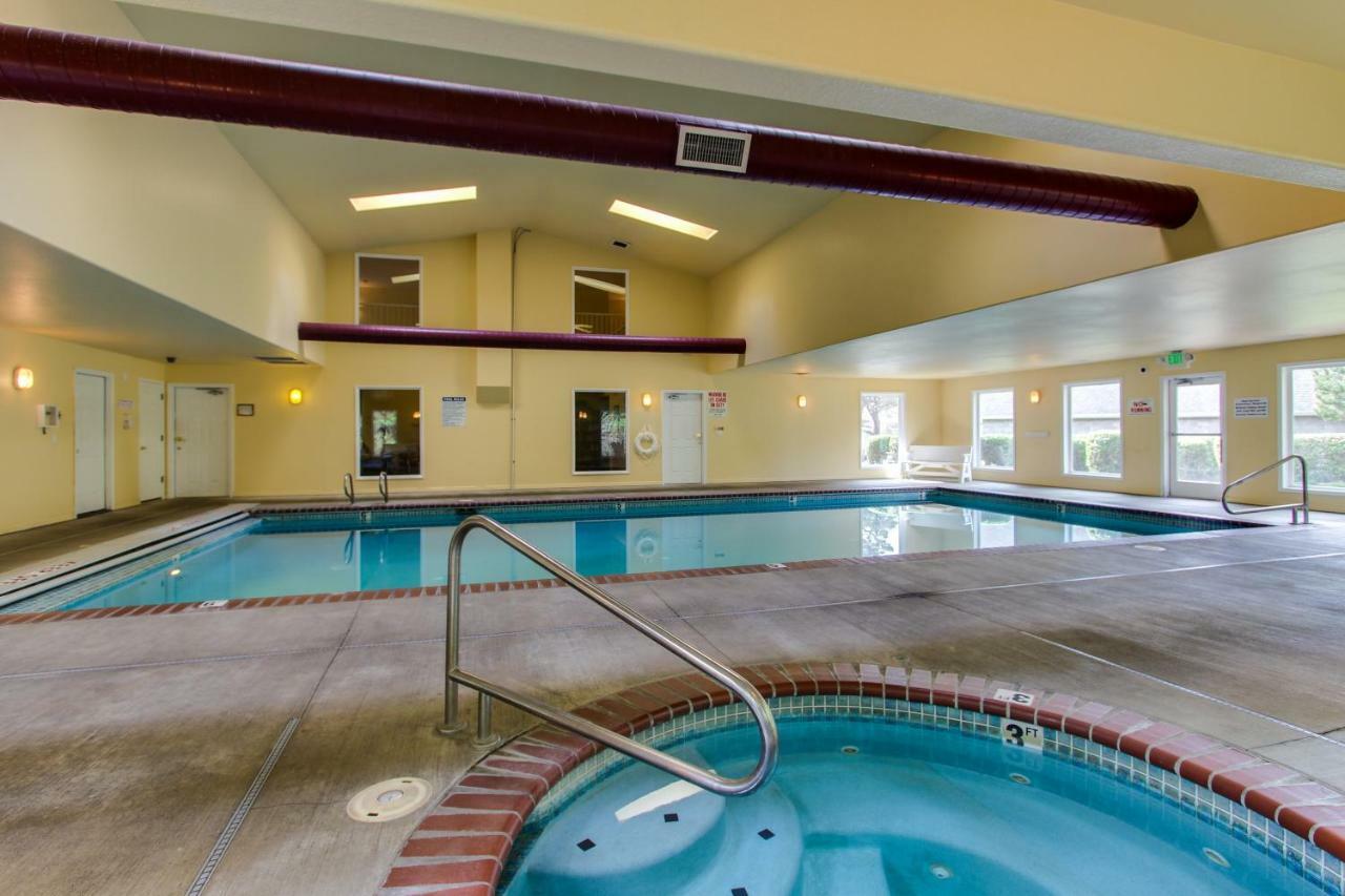 Ocean Star Apartment Depoe Bay Bagian luar foto
